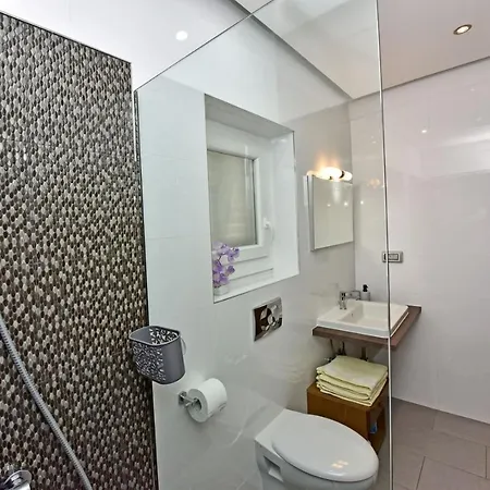 Maja For Max 5 Persons With Pool Gulici, Pet Friendly *